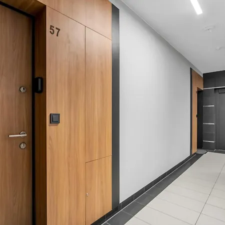 Homey Comfort By Bookinghost Varsovie