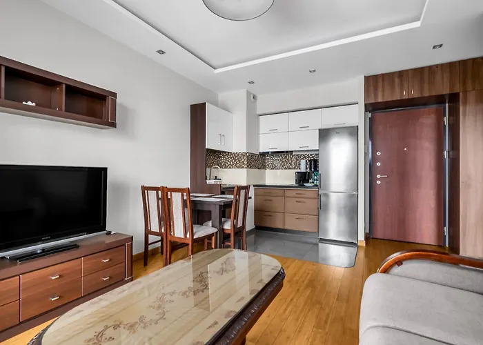 Homey Comfort By Bookinghost